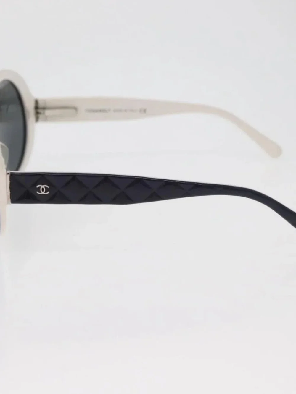 CHANEL Sunglasses plastic Purple CC Auth ka3691A